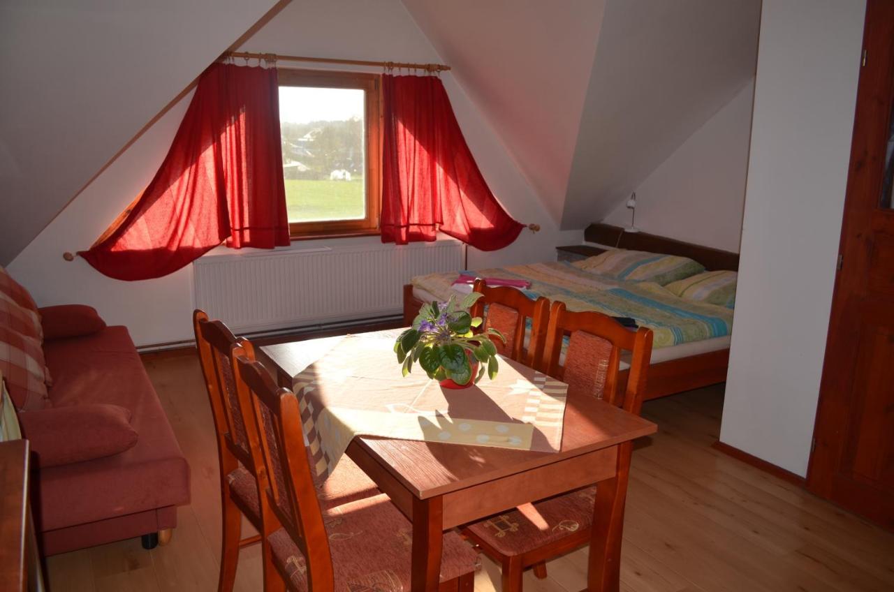 Hotel Famozclub à Bakov nad Jizerou Extérieur photo